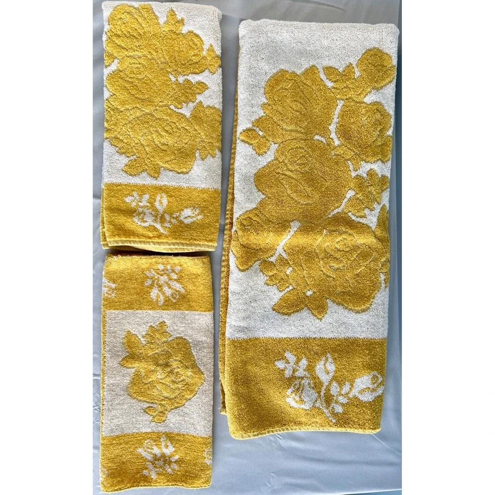 Set of 3 Vintage Cannon Monticello Sculpted Yellow Rose Towels Floral Cotton USA